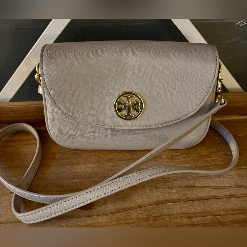Tory Burch Robinson Turnlock Crossbody Bag